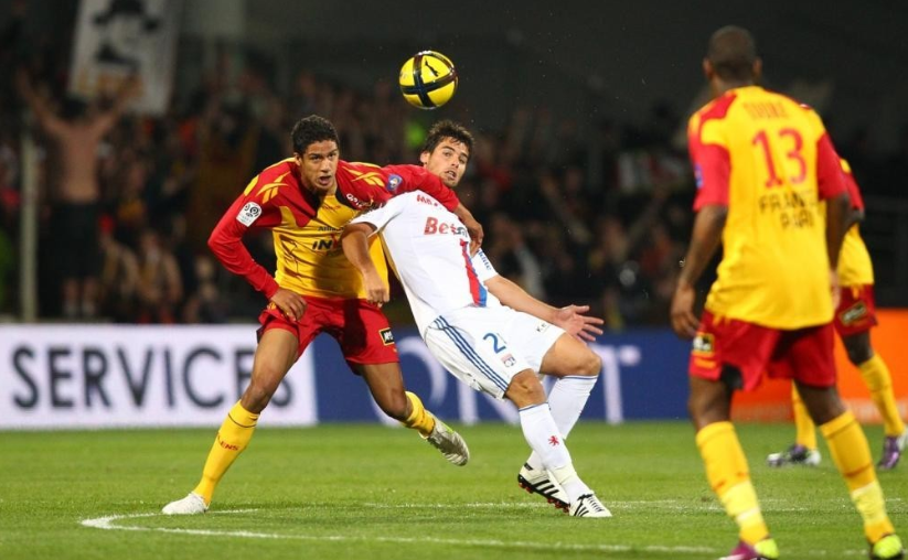 的中场核心 的中场核心