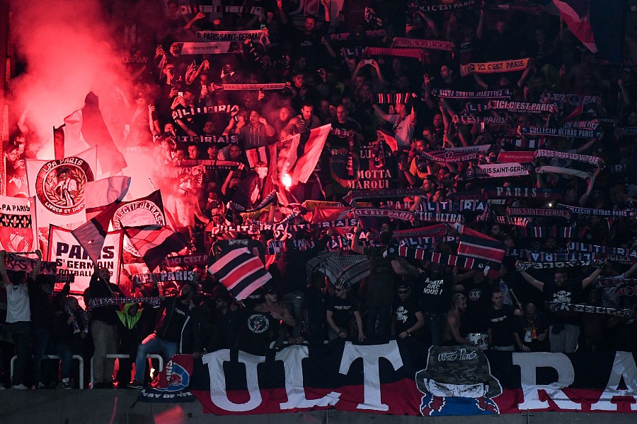 一脚射门 一脚射门