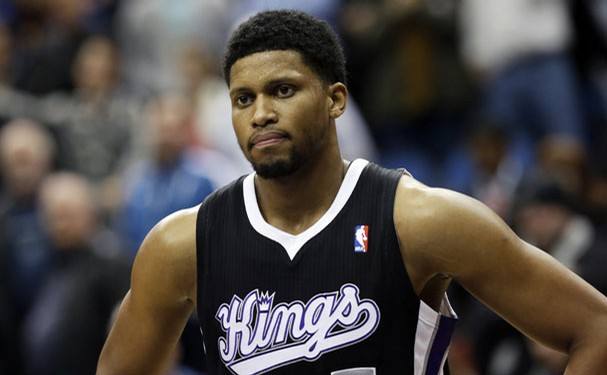 抓马！罗体：加维和费尔明因女友间矛盾闹僵，前者生日后者没祝福