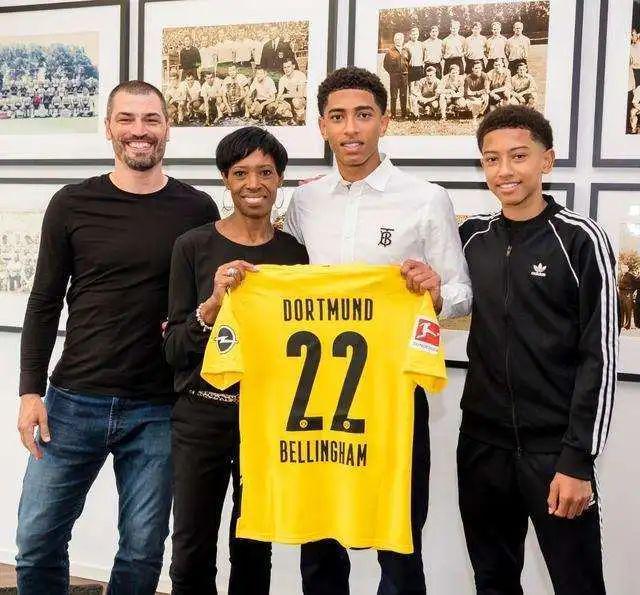 引起广泛兴 引起广泛兴