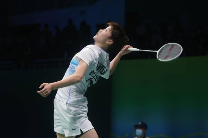 借全场轰下 借全场轰下